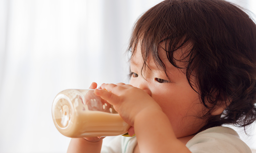 赤ちゃんの脱水予防に白湯や麦茶で水分補給 コラム サツドラ サッポロドラッグストアー