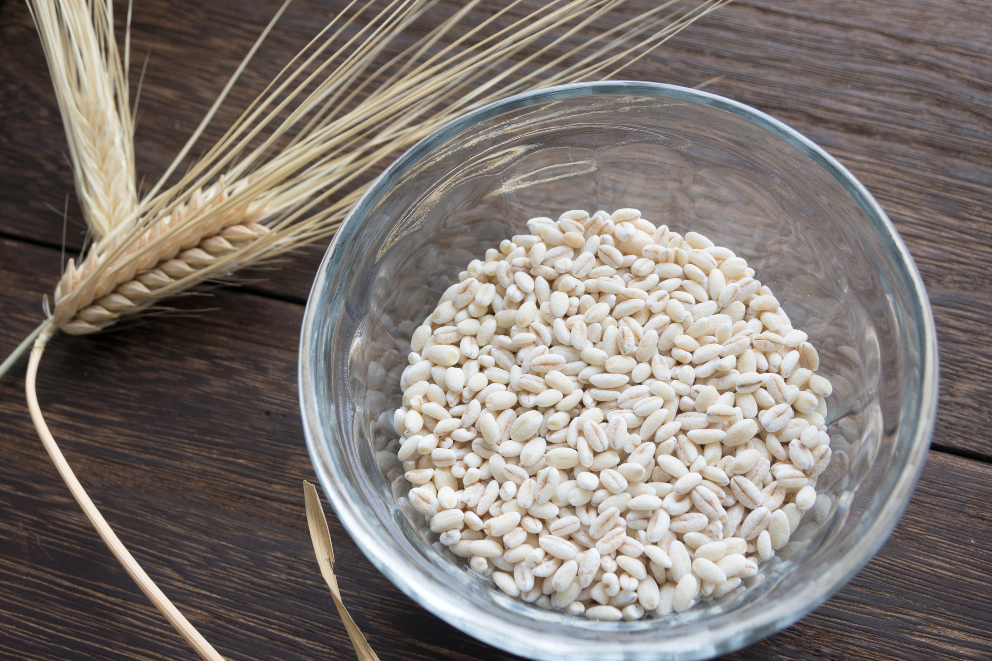 もち麦の栄養成分が優秀すぎる！ 健康効果が期待できるおすすめの食べ方
